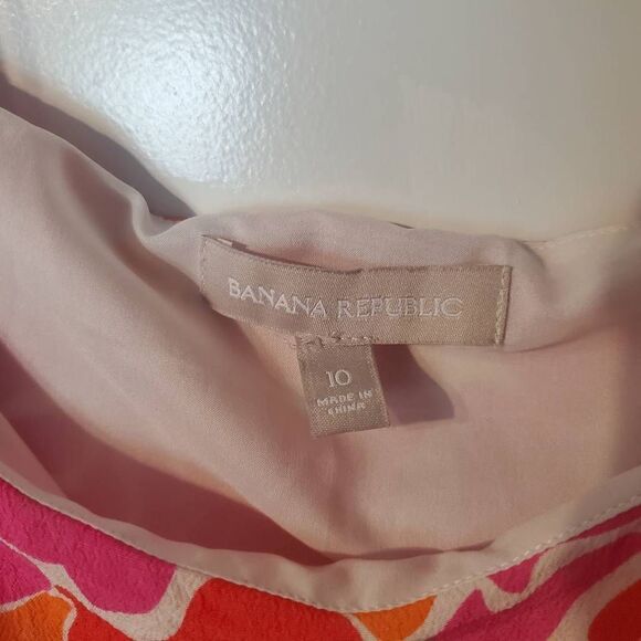 Banana Republic bright floral tank top 10 - Picture 5 of 10